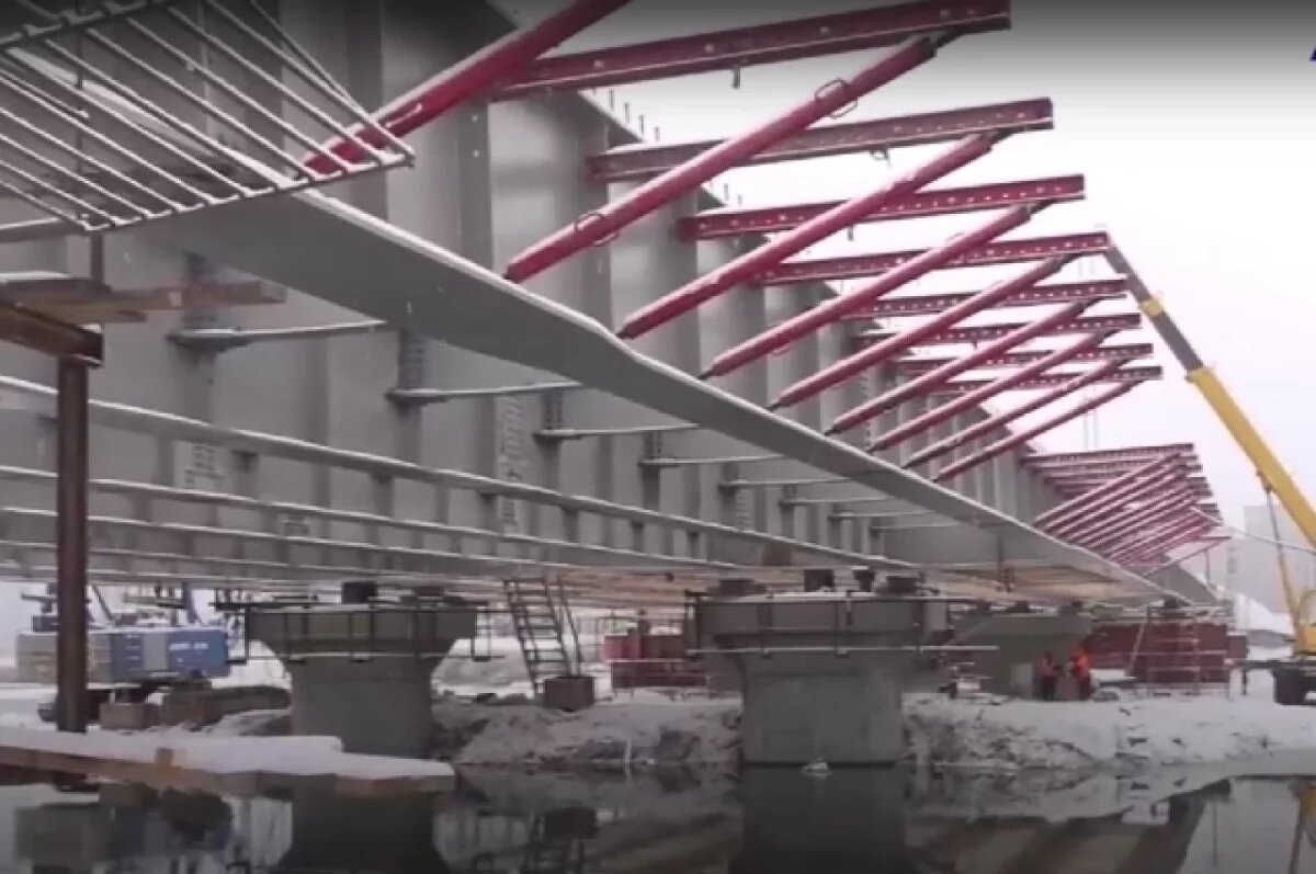    На строящемся мосту через Свиягу установили все пролёты