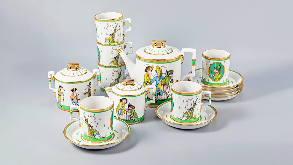 Сервиз «Крысята-воришки» на форме «Гербовая». ИФЗ. Автор росписи Михаил Михайлович Шемякин. Фото: ipm.ru. 456 290 руб. на 6 персон