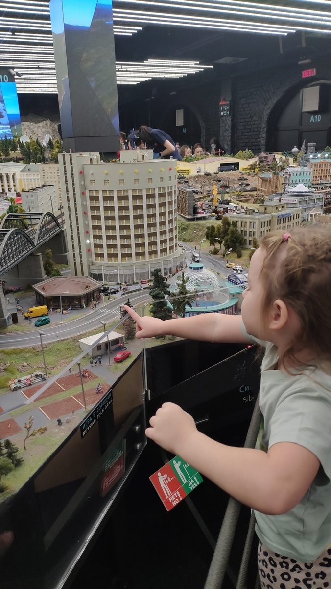 Листайте вправо, чтобы увидеть больше изображений