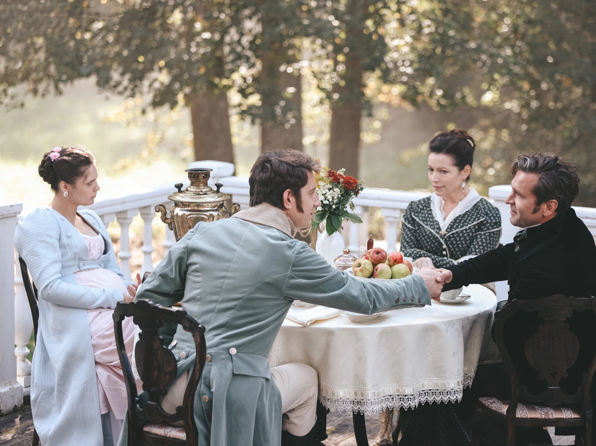    Кадр из фильма "Онегин"© К.Б.А. / Кинокомпания братьев Андреасян (2024)