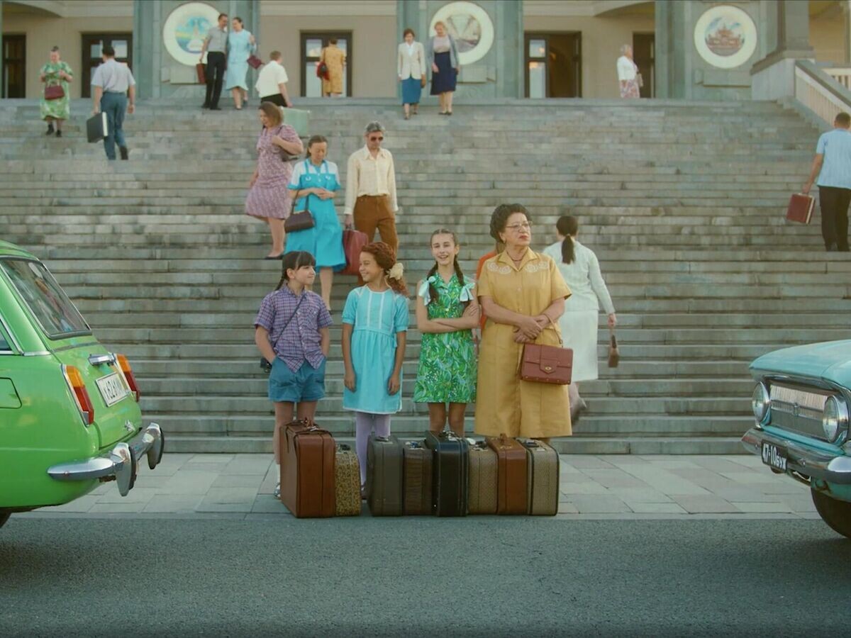    Кадр из фильма “Манюня: Приключения в Москве”© Okko (2024)