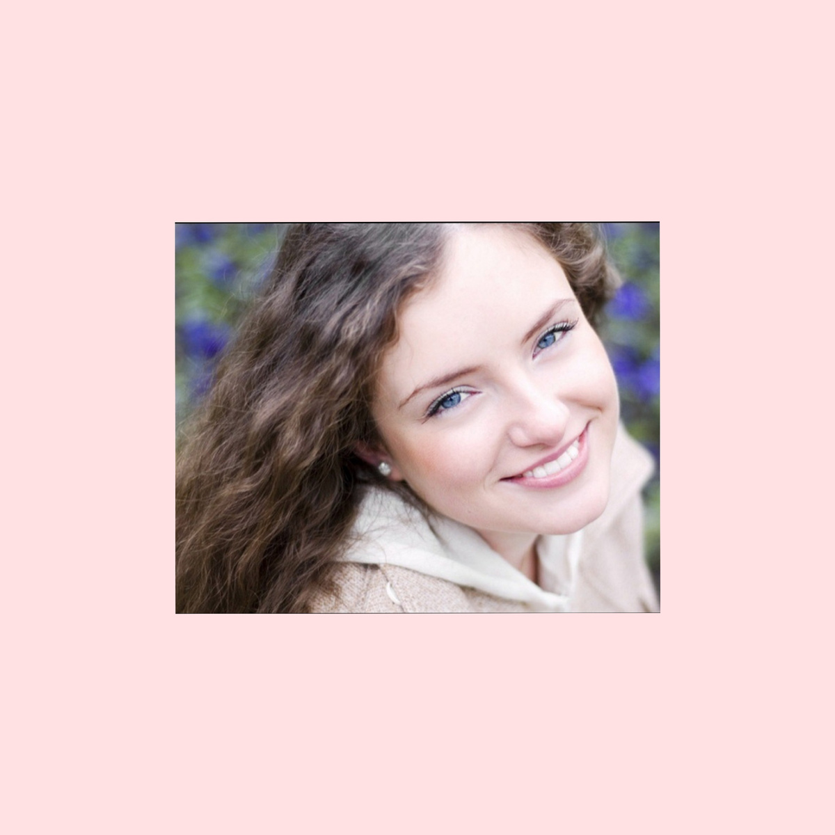 Неизвестная девушка с просторов сети для иллюстрации. 