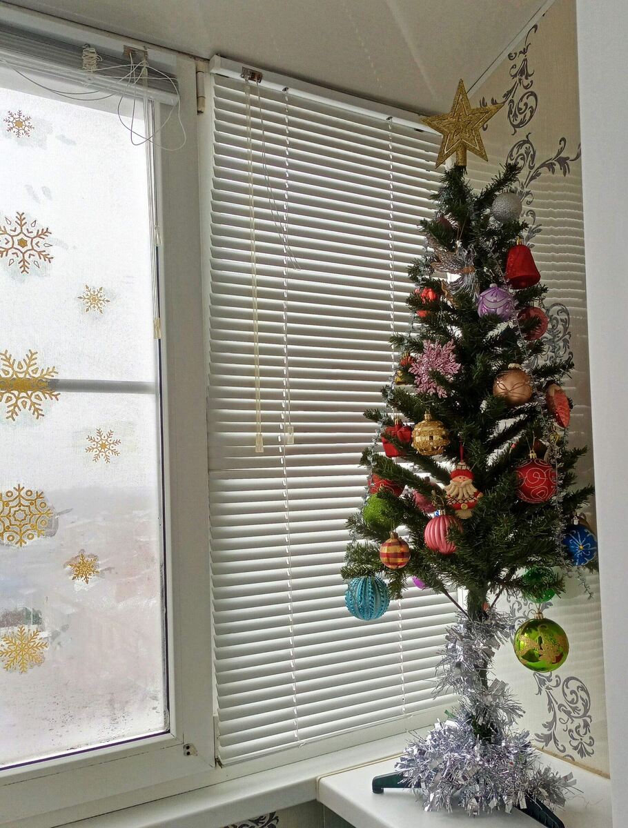 Моя ёлочка на балконе 