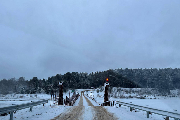    По понтонному мосту через Лузу открыли движение