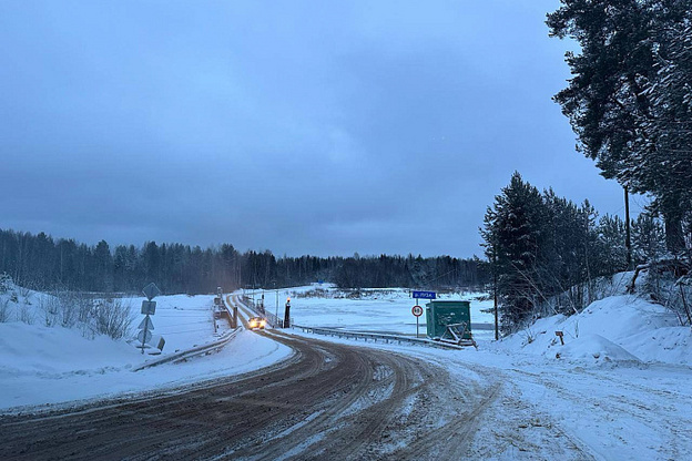    По понтонному мосту через Лузу открыли движение