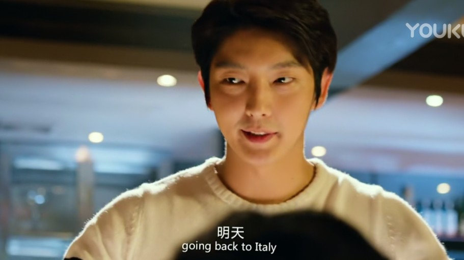 Мультикультурный Пак Джун Хо, разговаривает на четырех языках сразу. У Джунги хорошо получается переходить из одной языковой среды в другую, чтобы там на этот счет не бубнили китайцы. 