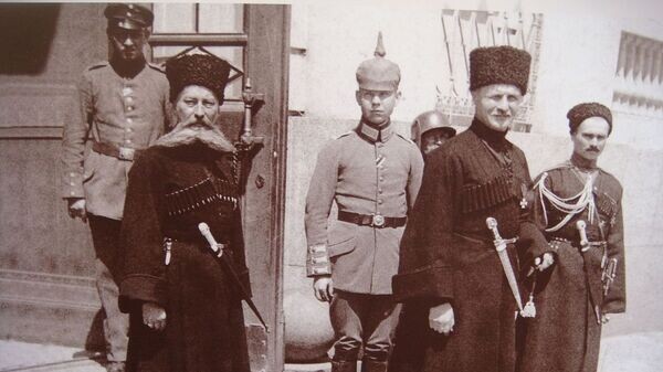    Павел Скоропадский и немцы© unr.memory.gov.ua