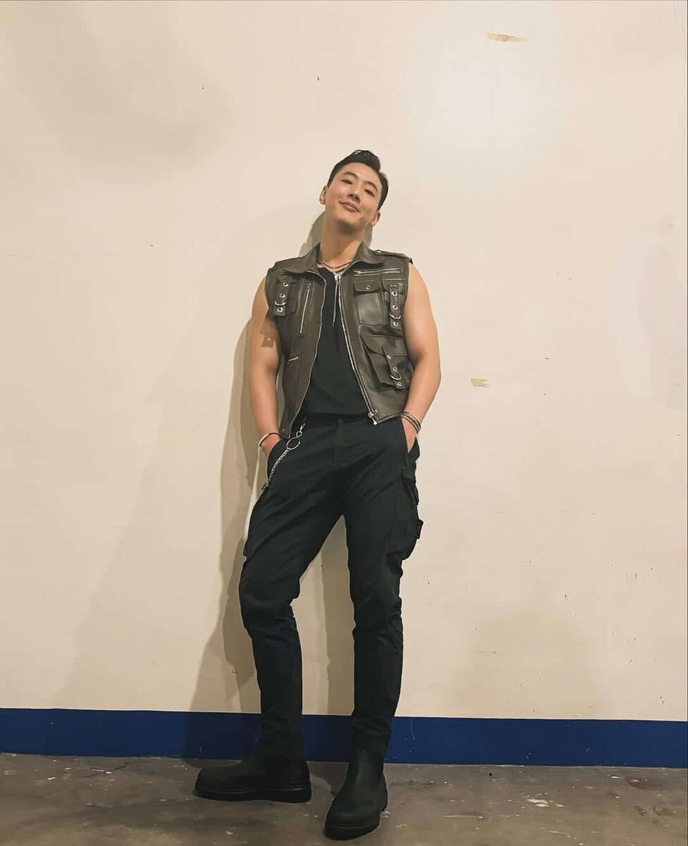    источник: @actor_jisoo