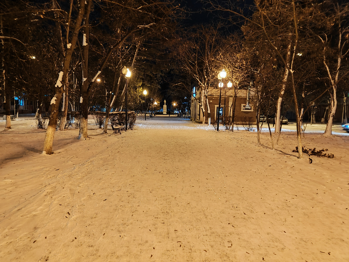 "Белила пролила". Зима. Вечер. 13.12.2024г. 