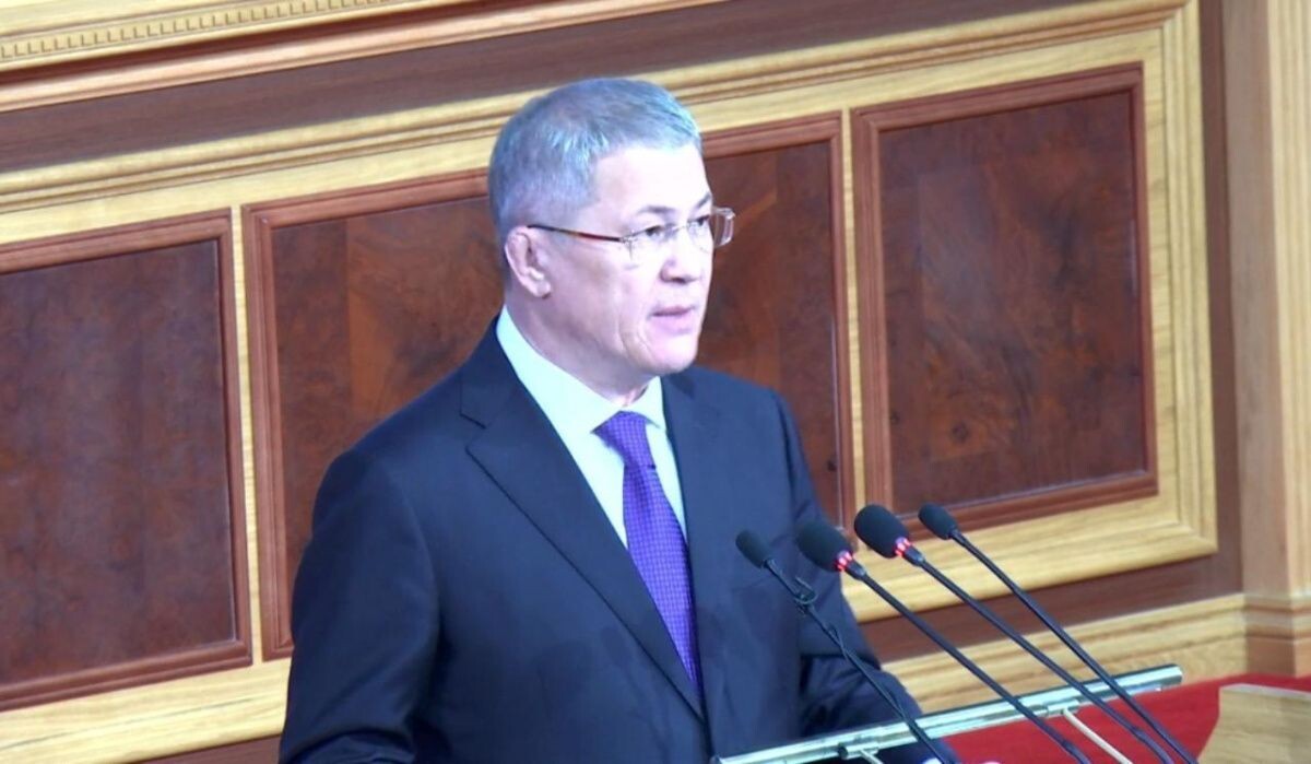     Радий Хабиров Источник: bashkortostan.ru Автор фото: Скриншот видео.