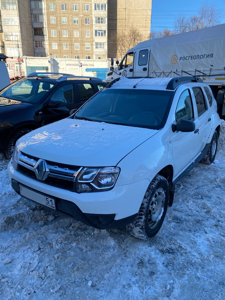 Арендованный нами Рено Дастер.