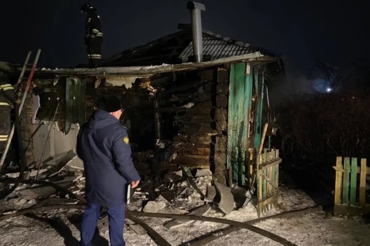    Пожар унес жизни мальчика и девочки из многодетной семьи в Башкирии