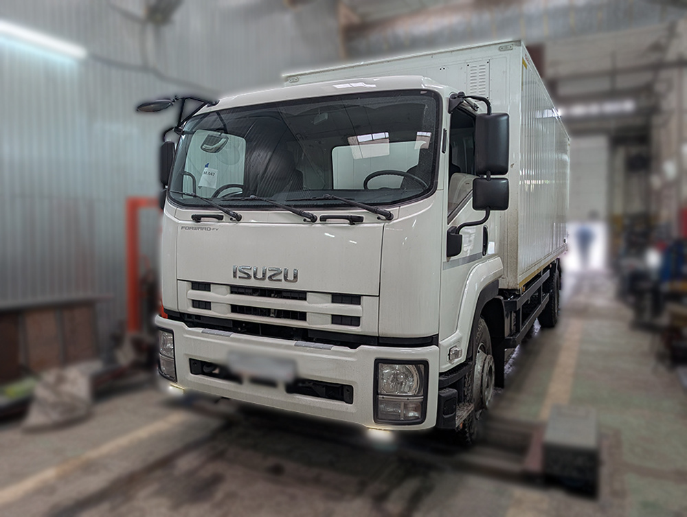фото Isuzu FTR