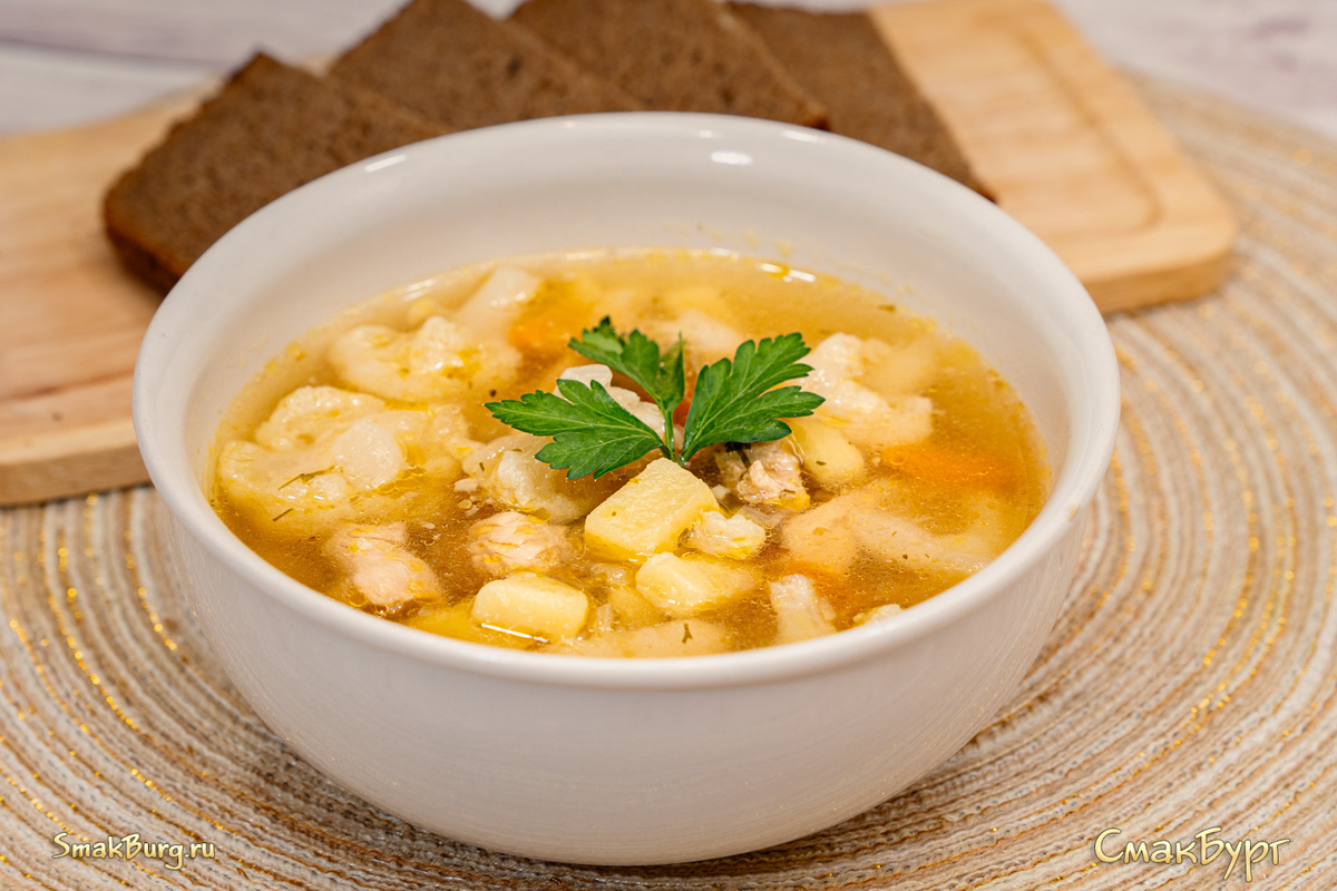 Вкусный и полезный супчик дня с курицей и цветной капустой. Готовьте в удовольствие!