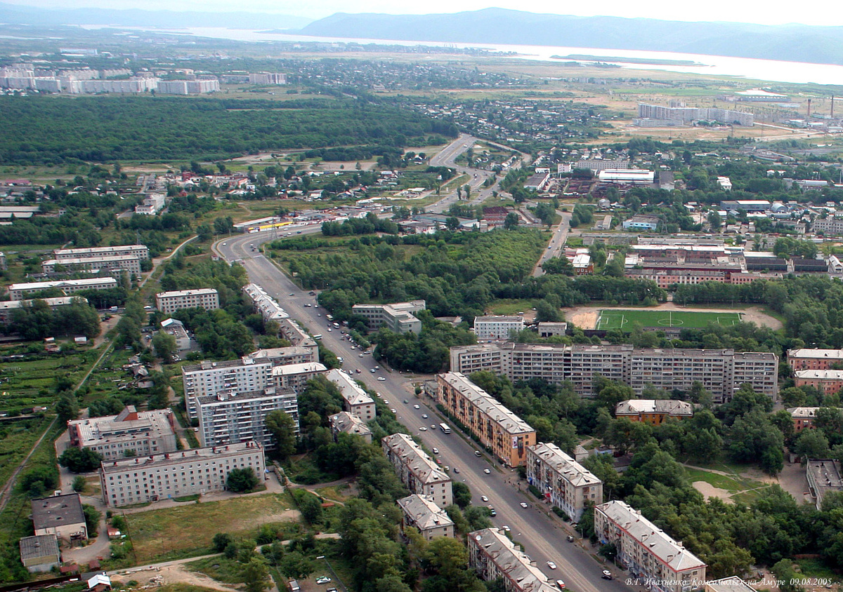 Проспект Ленина. Фото В.Г. Ивахненко, 2005 г.