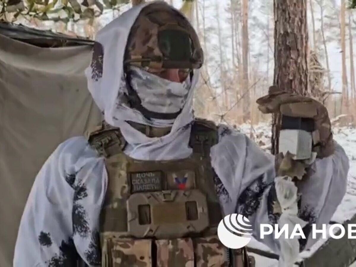    Боец о подвиге снайпера с позывным "Миха"© РИА Новости