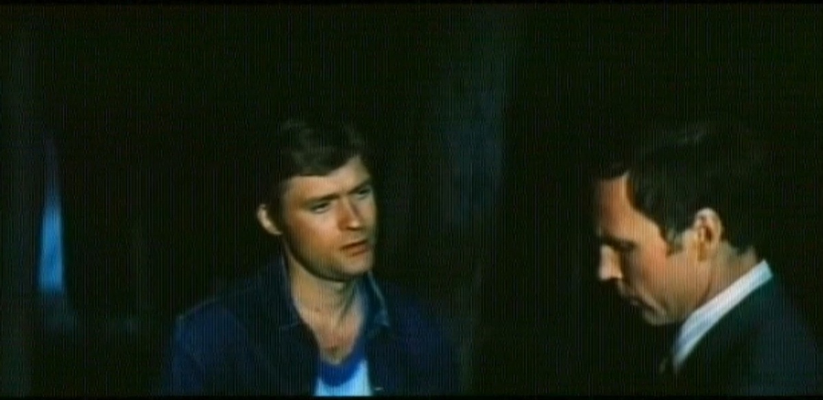 кадр из фильма "Белый ворон"