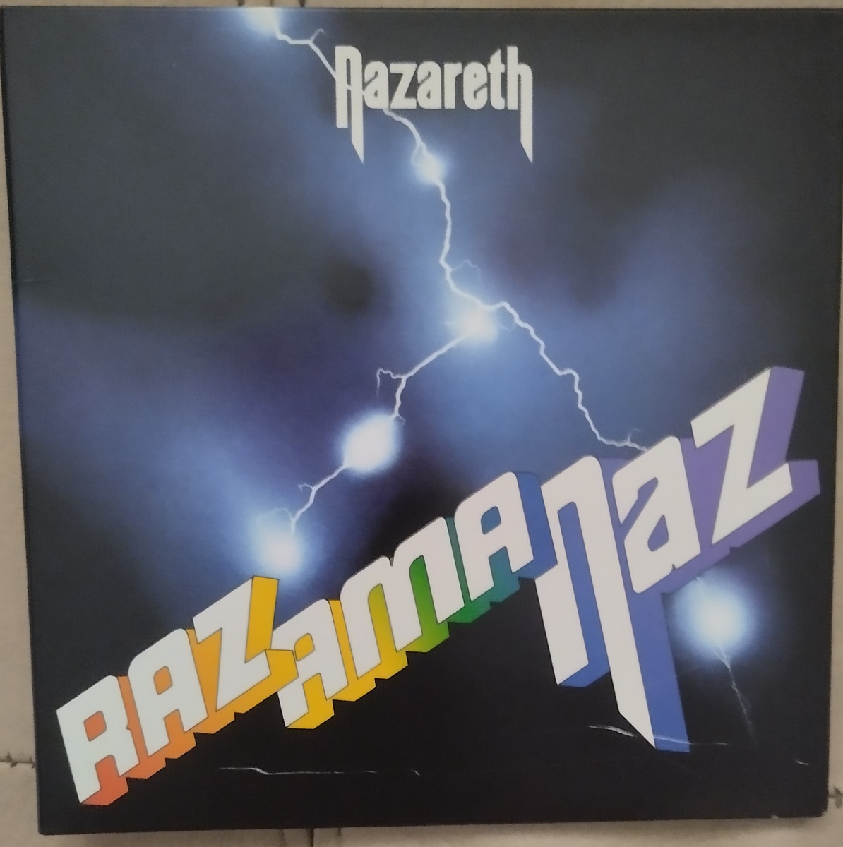 Единственный альбом который добрался до 11 позиции в национальном хит -параде. Альбом продюсировал басист Deep Purple Роджер Гловер. На обложке гитарист группы Мэнни Чарльтон рассыпается ему в благодарностях.