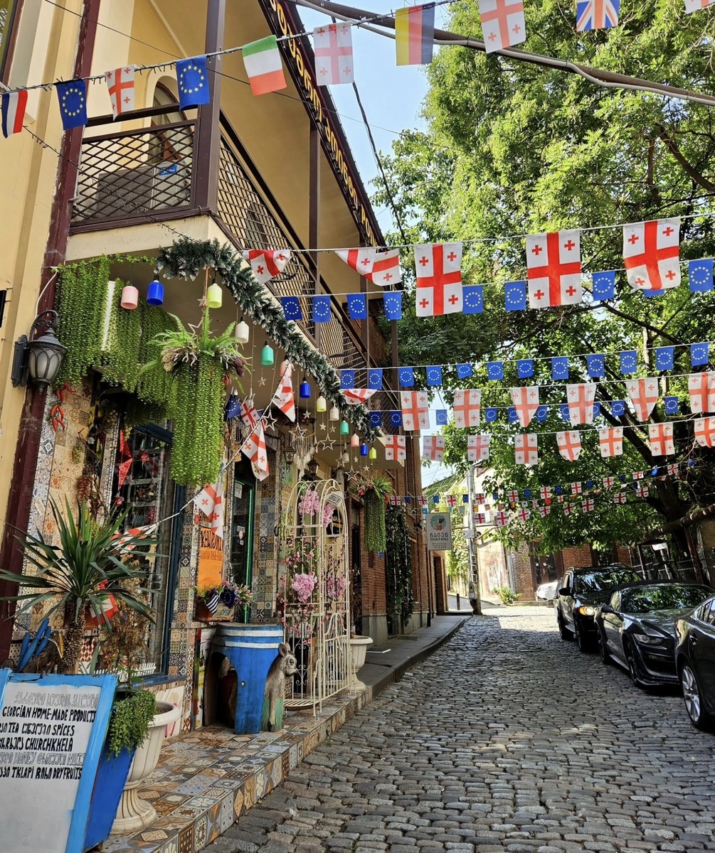 Moon16, автор отзыва