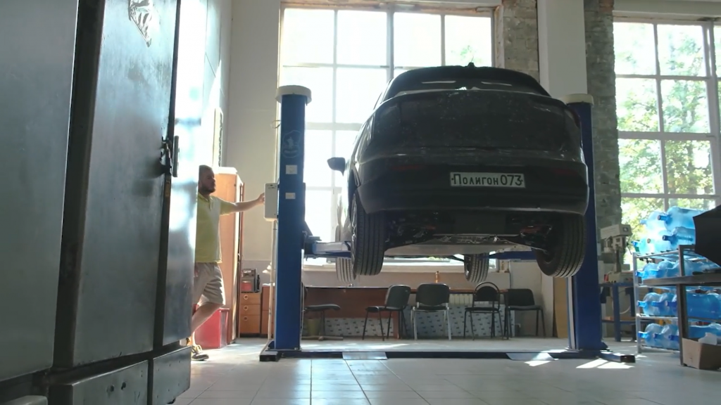 Проверка узлов автомобиля после нагрузок разной степени, после езды по дорогам с разным покрытием.