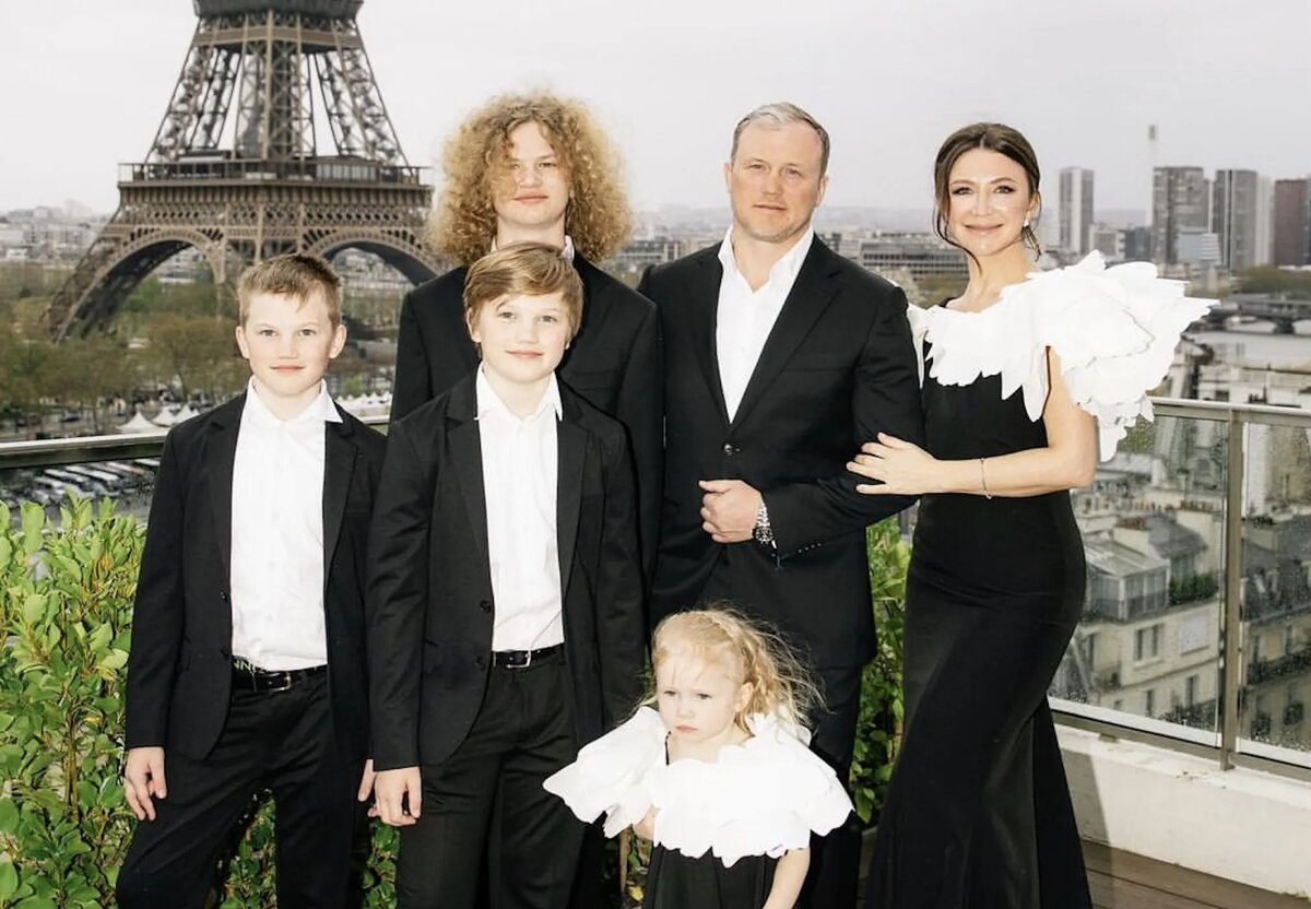 Елена Блиновская с семьей