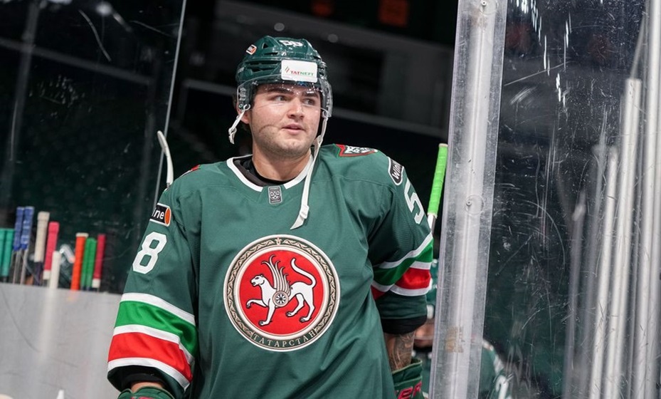    Хоккеист Миллер: В США люди думают, что россияне пьют водку 24/7. Фото: ХК «Ак Барс»