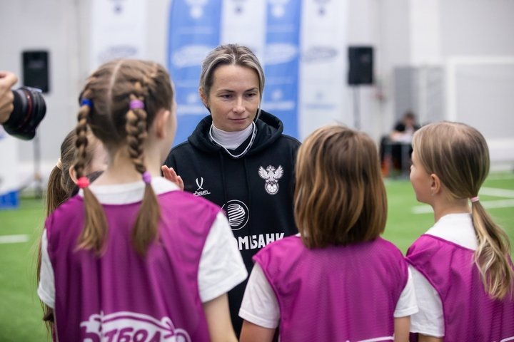 Елена Терехова собрала свою команду. realnoevremya.ru