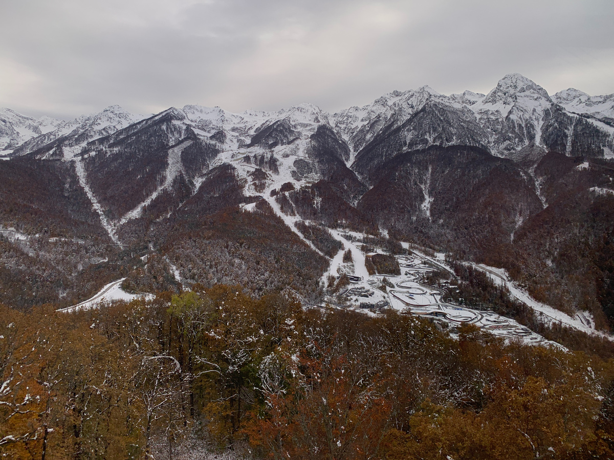 Горы в ноябре 2024 года.
