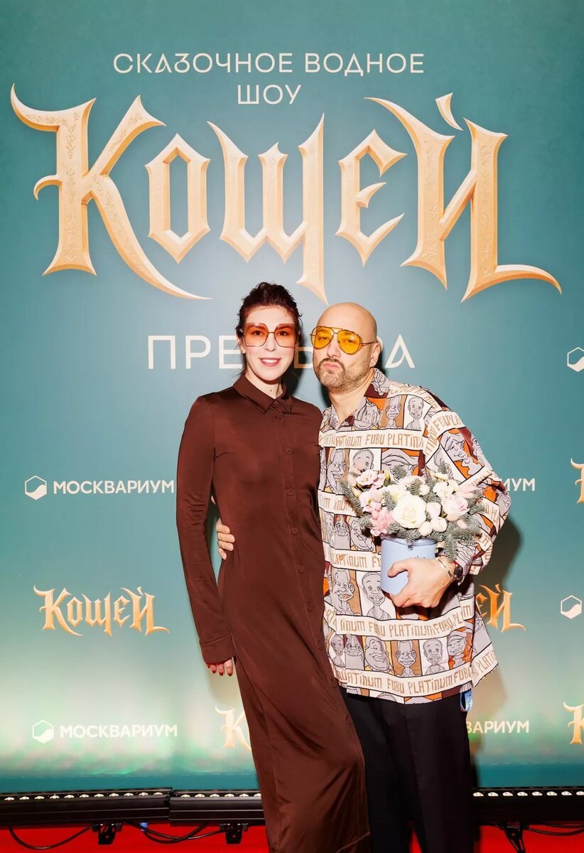Владимир Маркони с женой📷
