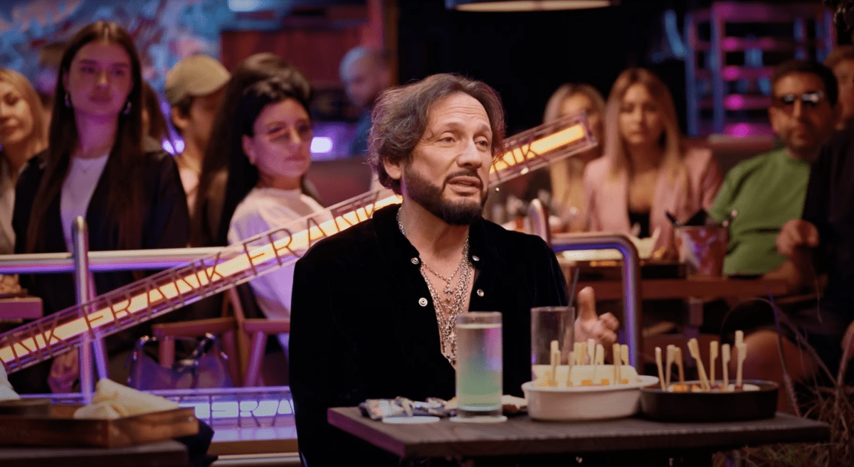      Стас Михайлов. Фото: PrtScr — youtube.com/»Gazgolder» Ольга Петрова