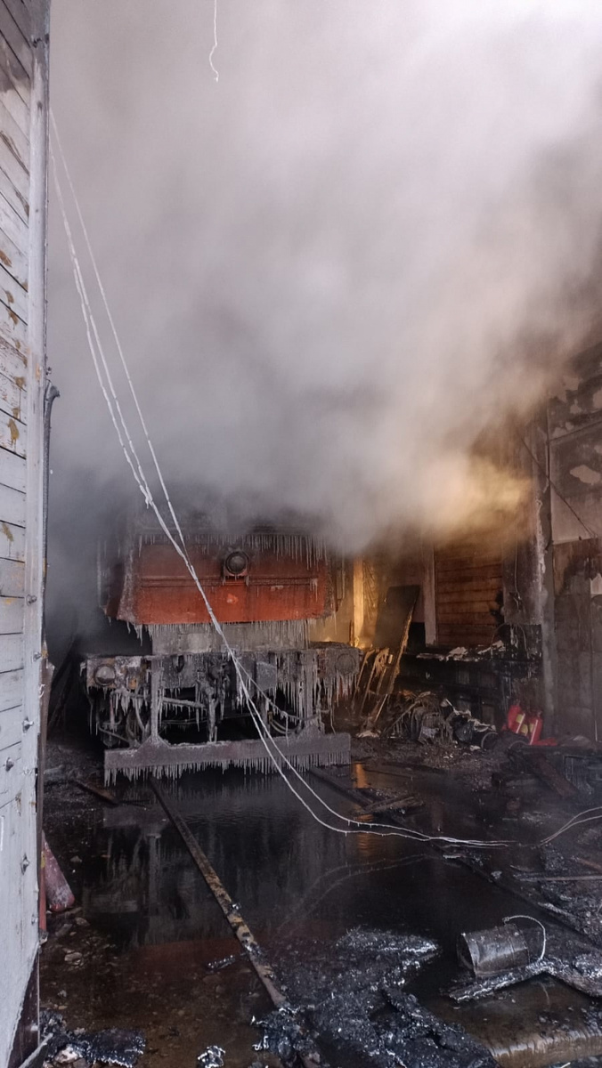    Пожар в депо Беломорска тушили с поездаОльга Арефьева/ Беломорский район