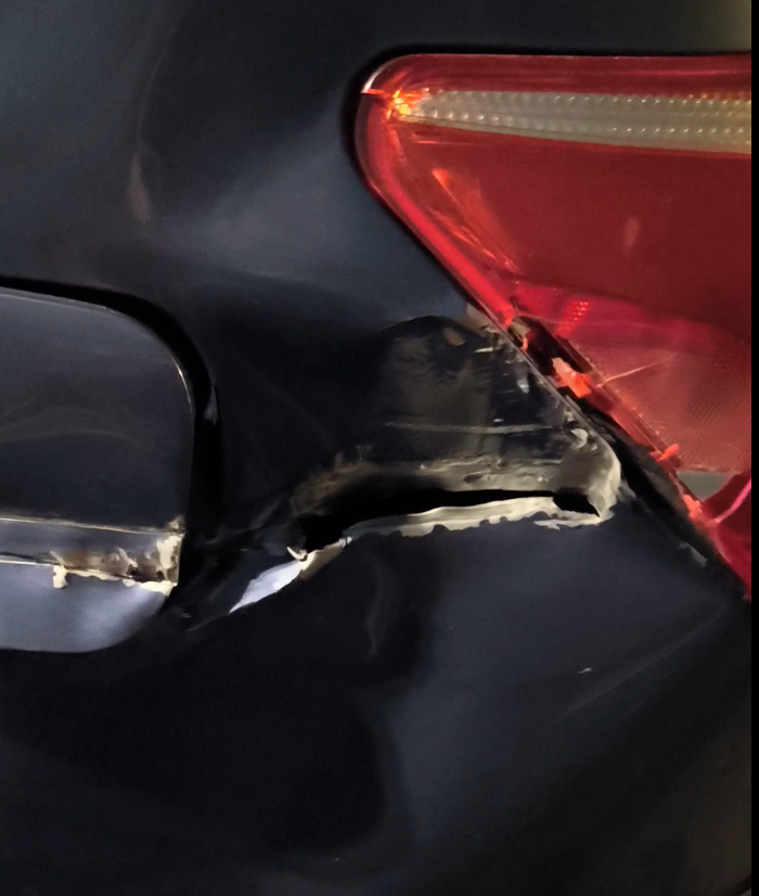 повреждения машины