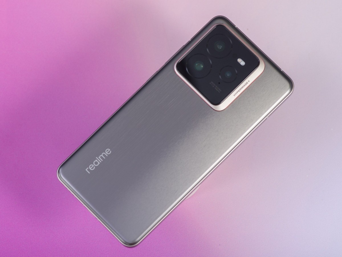    Мощный процессор, отличный дисплей и подводная съёмка: 7 причин выбрать realme GT 7 Pro