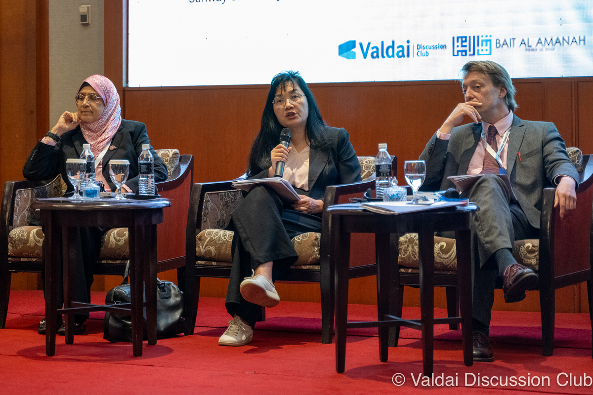 Шакила Якоб, Фам Лан Зунг, Тимофей Бордачёв © Клуб «Валдай»