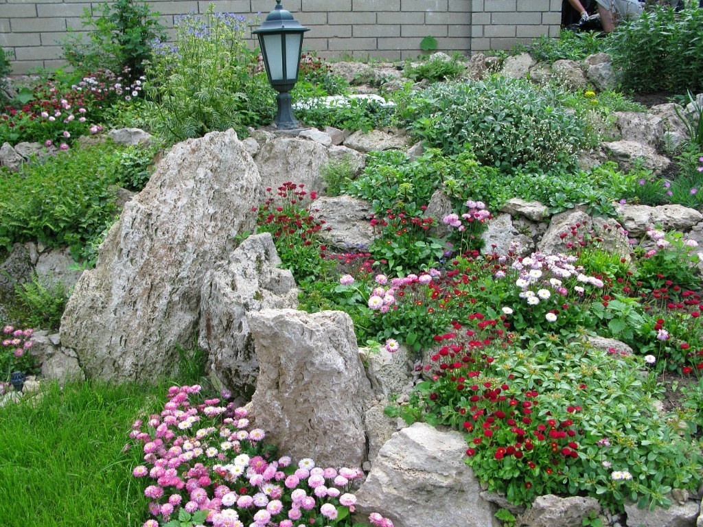 Альпинарий, альпийская горка