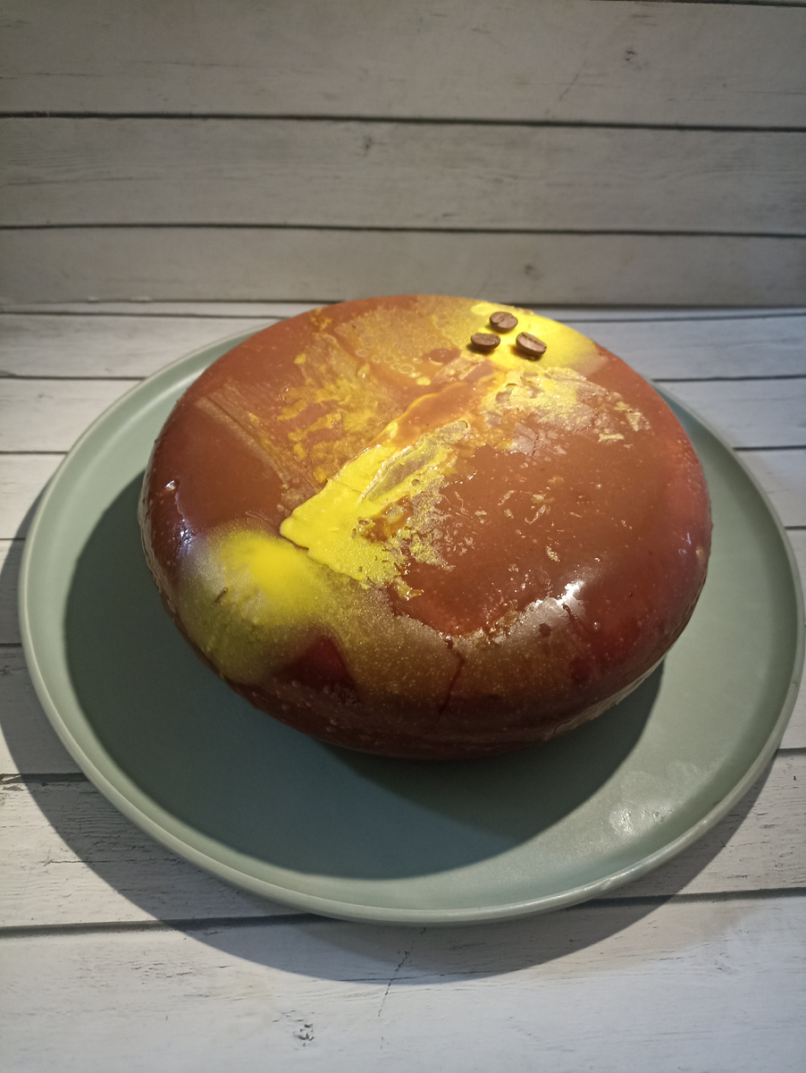 Муссовый торт "Рим". Кофейно-муссовый с ликёром "Бейлис", крем-брюле и фундуком.