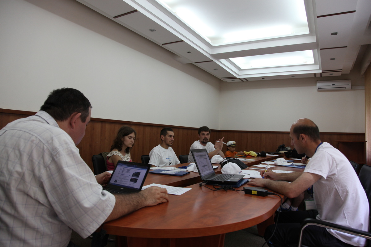 Рабочие моменты игры "Твоя страна"