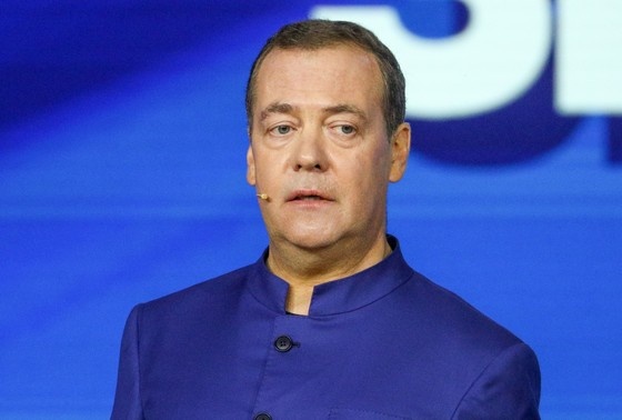    Дмитрий Медведев