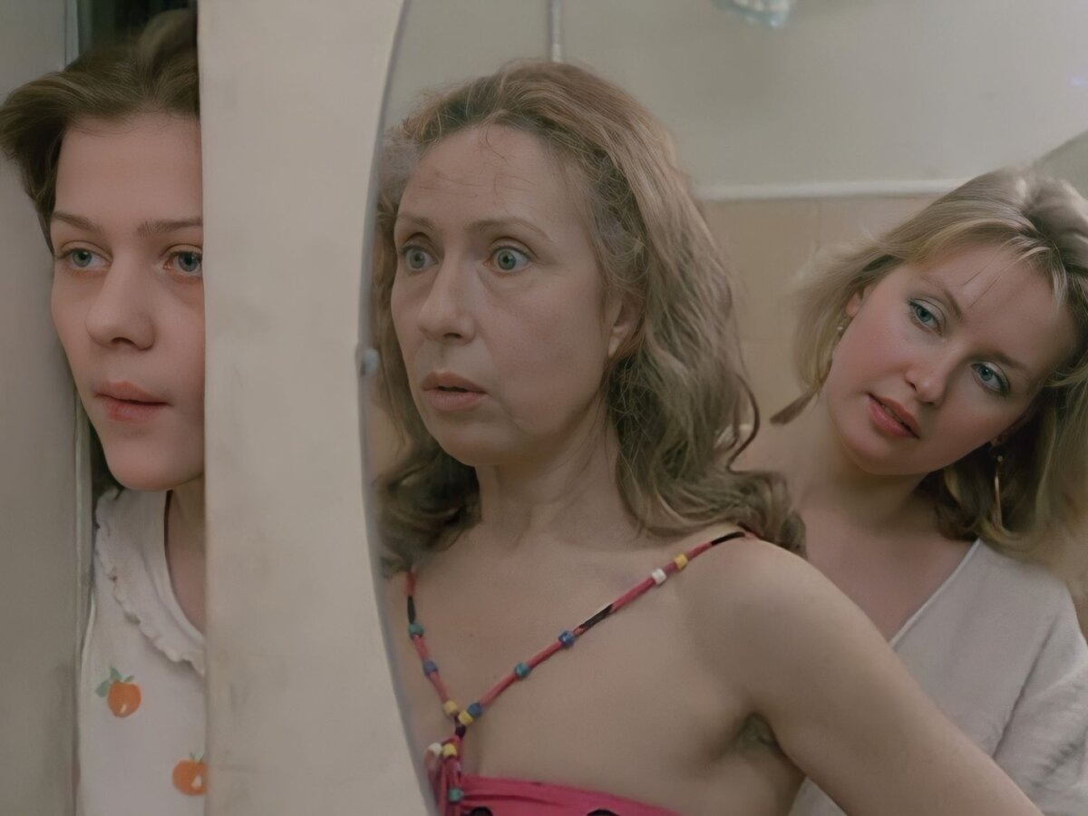 Нина Елизаровна , Лидия и Настя кадр из фильма «Ребро Адама» (1990)