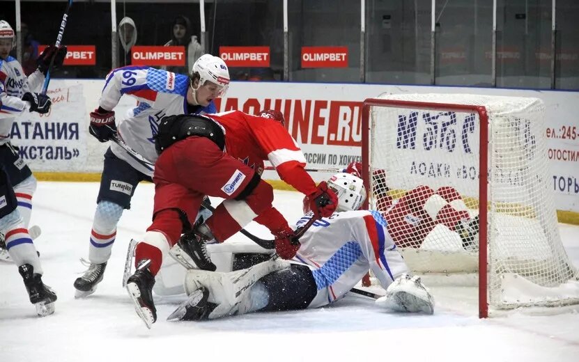    Хоккейная «Ижсталь» проиграла ЦСК ВВС из Самары