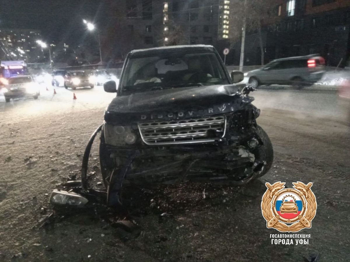    В ГИБДД Уфы рассказали подробности аварии с участием машины каршеринга на улице Айской