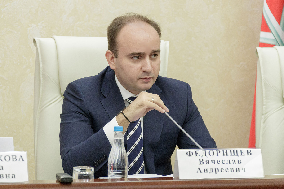 Губернатор Самарской области Вячеслав Федорищев. 