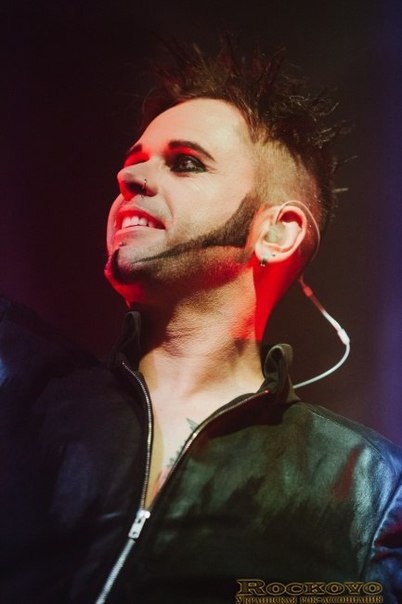 2015 год, тур в поддержку альбома "XXV". Найдено где-то в интернетах. 