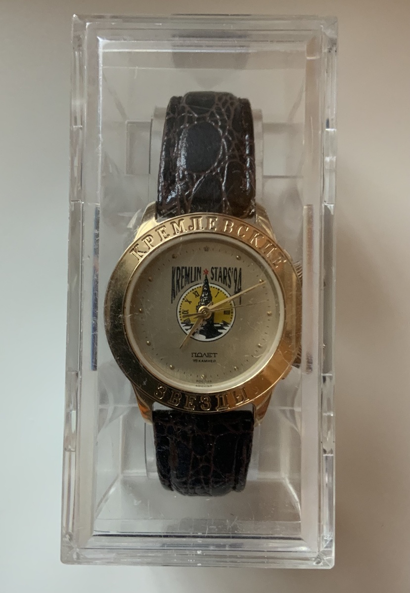 Полёт в пластиковом боксе