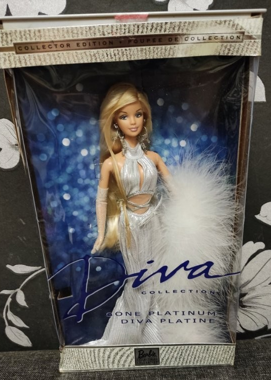 2001 Gone Platinum Barbie Doll, Mattel 