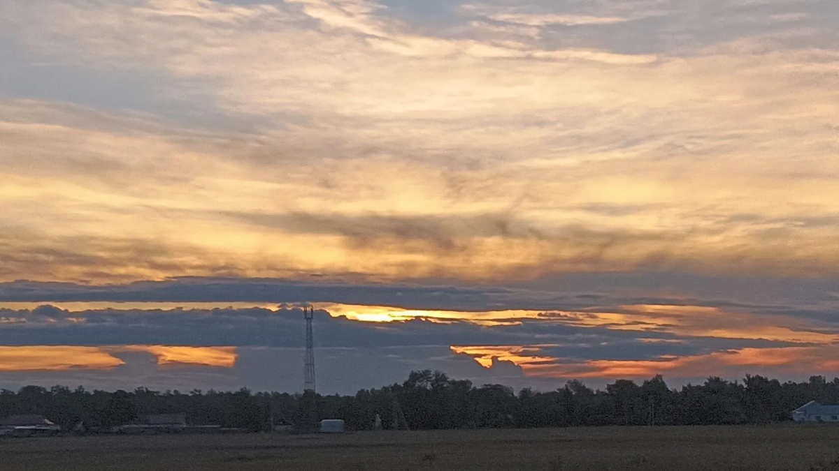 Закат, фото в поле