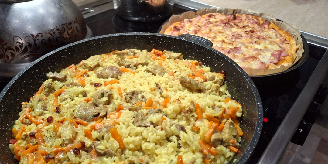 Экономно, но не бедно: чем угостить в праздники гостей, если денег - кот наплакал