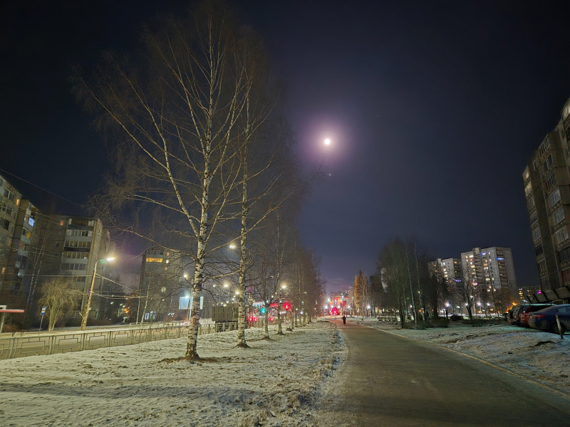   Жители Петрозаводска сфотографировали сближение Луны с Юпитером Аркадий Ищук