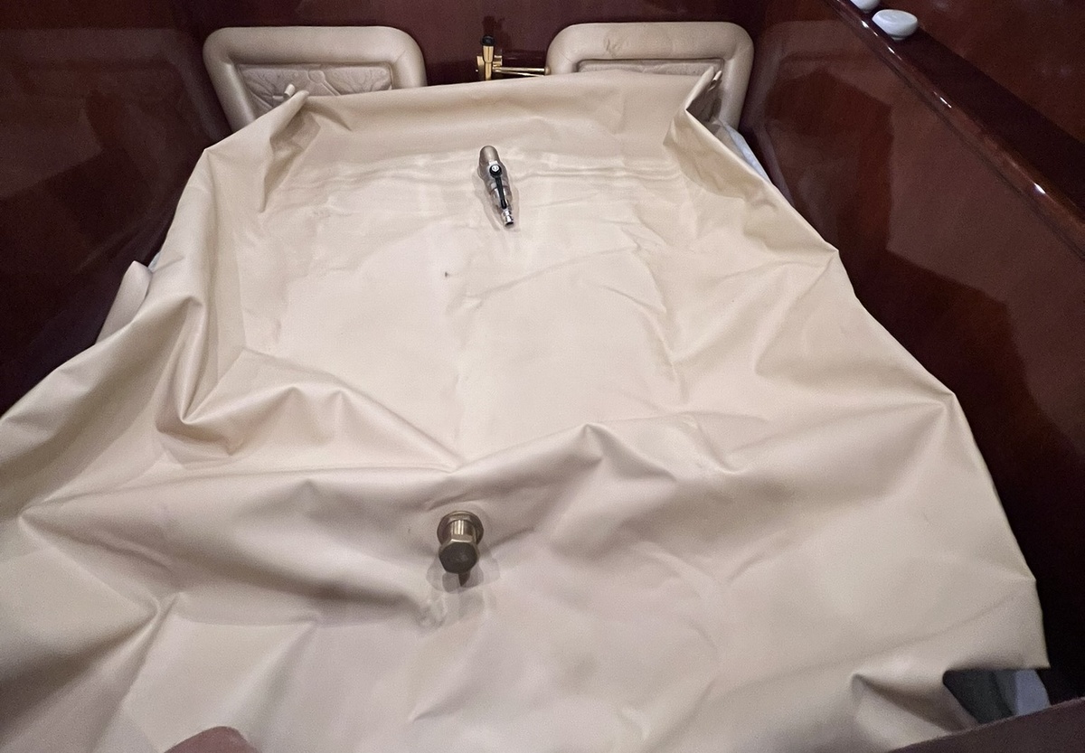 Дополнительный топливный танк размещается в каюте