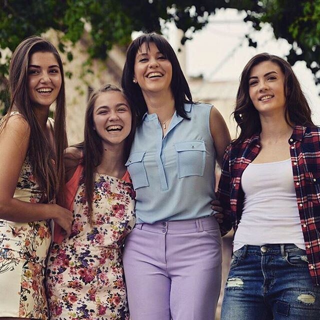 Счастливая семья на пороге больших перемен